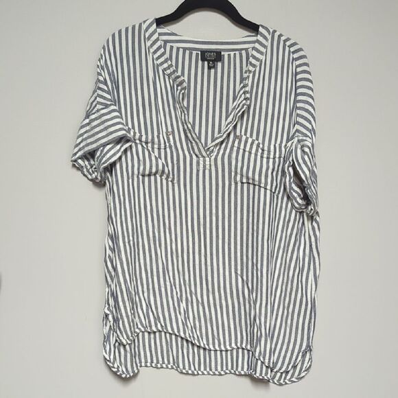 Jones New York Gray and White Striped Button Down Shirt - Picture 1 of 6